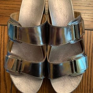 Shiny silver platform sandals